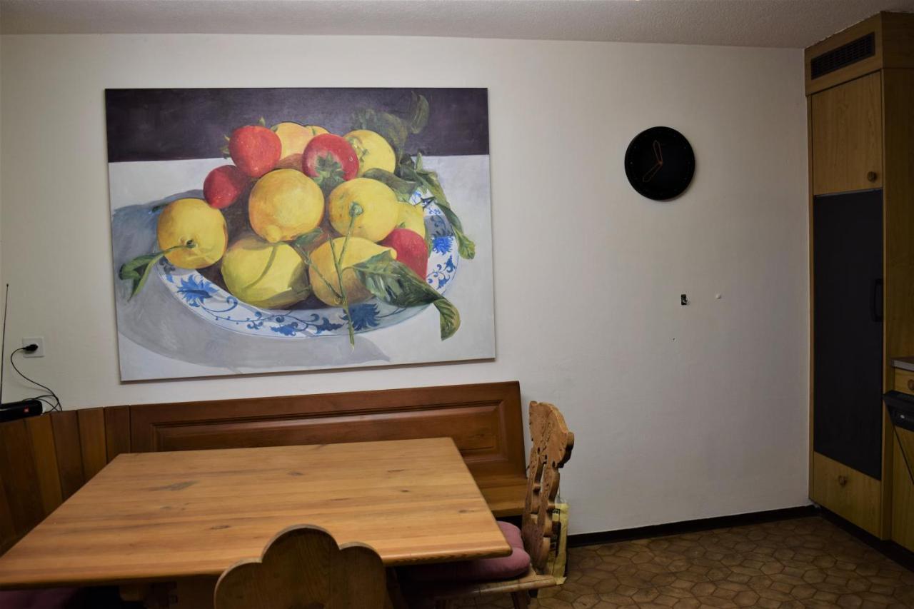 Bed and Breakfast Chasa Sassalba Lu Esterno foto
