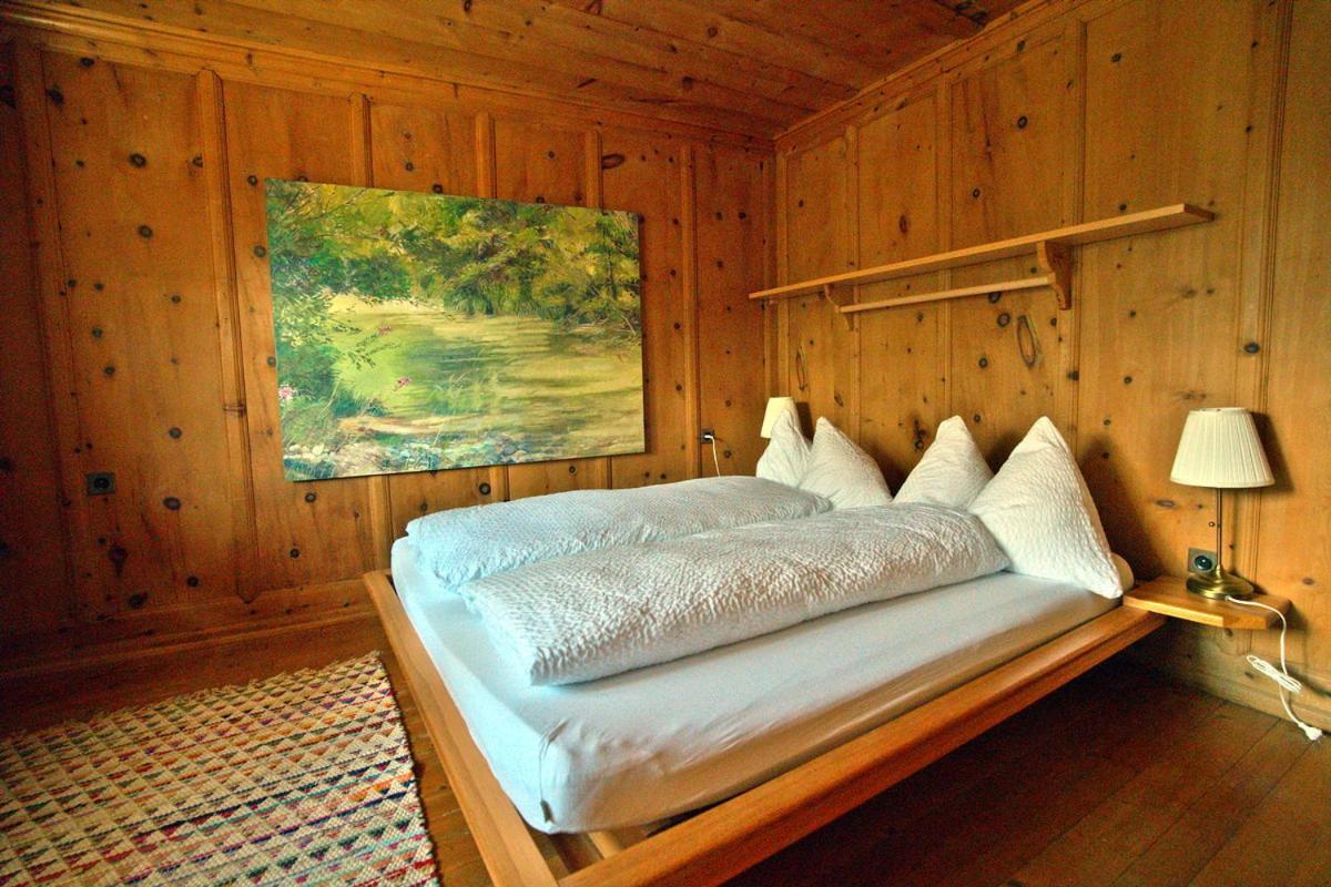 Bed and Breakfast Chasa Sassalba Lu Esterno foto